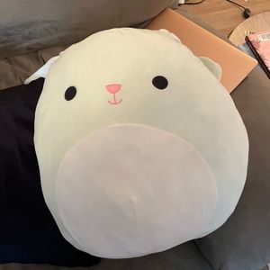 Green bunny squish Mallow